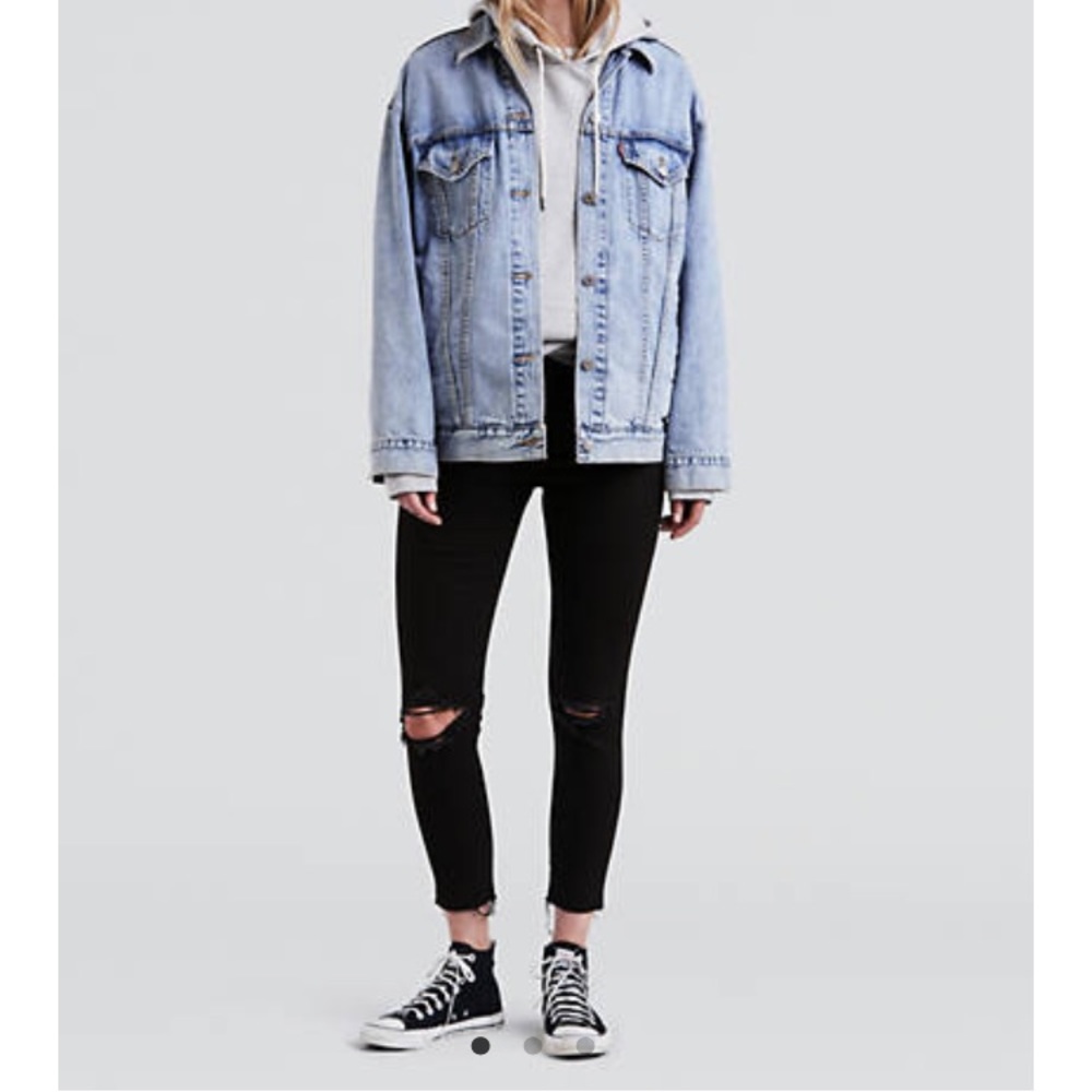 Levi’s (Wedgie Fit)